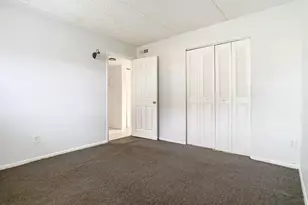 694 Michigan Ct, Saint Cloud, FL 34769 - Photo 11