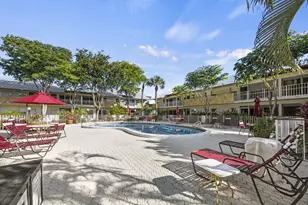 860 SE 6th Ave, Deerfield Beach, FL 33441 - Photo 25
