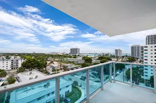 7501 E Treasure Dr, North Bay Village, FL 33141 - Photo 11