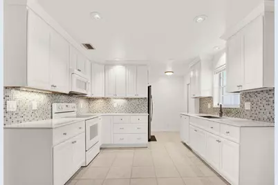 3 SE Paddock Circle, Tequesta, FL 33469 - Photo 11