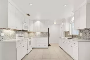 3 SE Paddock Cir, Tequesta, FL 33469 - Photo 11