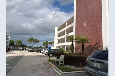 202 Greenbrier C, West Palm Beach, FL 33417 - Photo 11