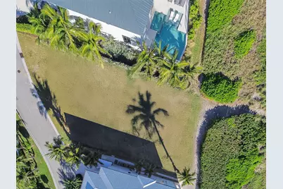 8100 S Ocean Drive, Jensen Beach, FL 34957 - Photo 9