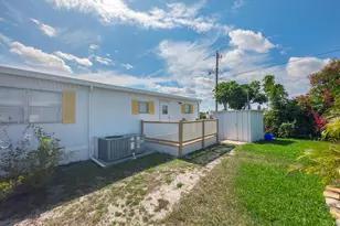 11055 SE Federal Hwy, Hobe Sound, FL 33455 - Photo 37