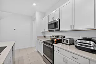 4301 Hammock Grove Dr, Lake Worth, FL 33467 - Photo 13