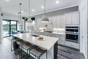 10705 Northbrook Cir, Palm Beach Gardens, FL 33412 - Photo 7