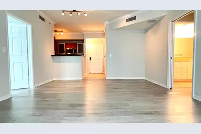 806 E Windward Way #216, Lantana, FL 33462 - Photo 3