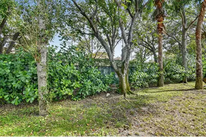 1605 E Classical Boulevard, Delray Beach, FL 33445 - Photo 19