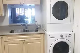 2050 Oleander Blvd, Fort Pierce, FL 34950 - Photo 1