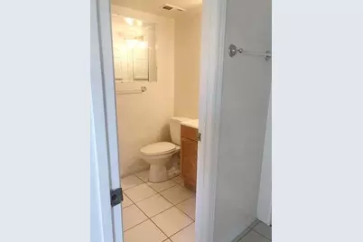 2050 Oleander Boulevard #1-105, Fort Pierce, FL 34950 - Photo 9