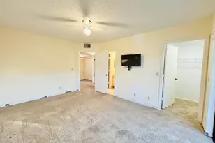 2641 Gately Dr W, West Palm Beach, FL 33415 - Photo 19