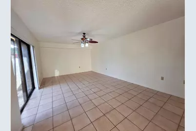 832 Blue Ridge Circle, West Palm Beach, FL 33409 - Photo 3