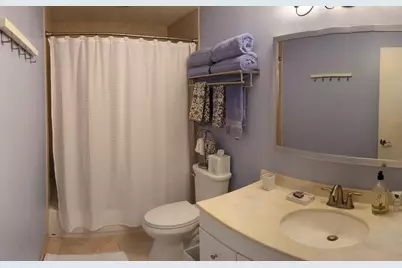 1024 S Oakridge Circle, Lake Worth Beach, FL 33462 - Photo 5