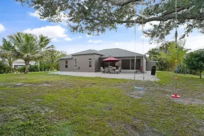 8015 97th Court, Vero Beach, FL 32967 - Photo 39