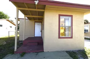 514 N 27th N St, Fort Pierce, FL 34947 - Photo 1