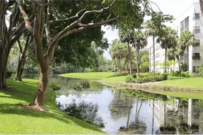 4106 S Carambola Circle #2107, Pompano Beach, FL 33066 - Photo 19