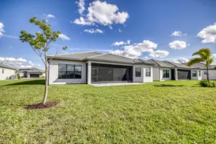 12290 SW Saltwater Dr, Port Saint Lucie, FL 34987 - Photo 33