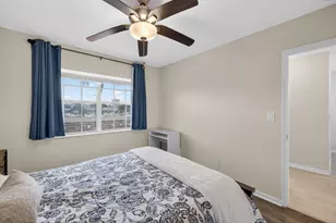 2050 NE 39th St, Lighthouse Point, FL 33064 - Photo 21