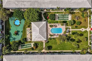 2050 NE 39th St, Pompano Beach, FL 33064 - Photo 41