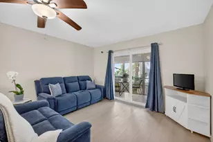 2050 NE 39th St, Lighthouse Point, FL 33064 - Photo 7