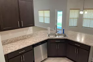 5236 NW Iredell St, Port Saint Lucie, FL 34986 - Photo 9