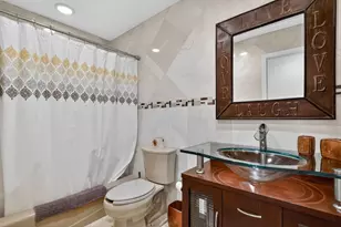 804 Foxpointe Cir, Delray Beach, FL 33445 - Photo 45