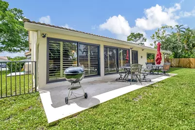 804 Foxpointe Circle, Delray Beach, FL 33445 - Photo 59