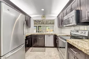 804 Foxpointe Cir, Delray Beach, FL 33445 - Photo 5