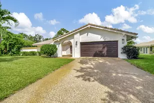 804 Foxpointe Cir, Delray Beach, FL 33445 - Photo 3