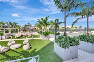 300 SE 5th Ave, Boca Raton, FL 33432 - Photo 3