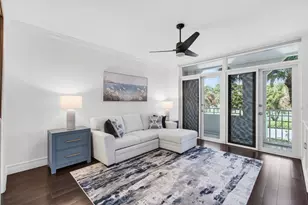 300 SE 5th Ave, Boca Raton, FL 33432 - Photo 17