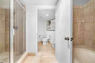 100 SE 5th Ave, Boca Raton, FL 33432 - Photo 13