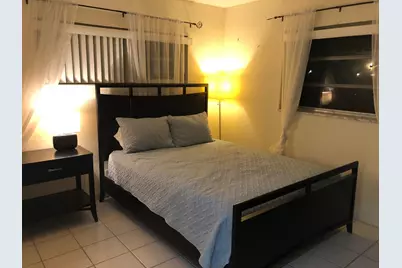 421 SW Natura Avenue #E, Deerfield Beach, FL 33441 - Photo 17