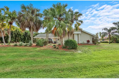 3060 SE Darien Road, Port Saint Lucie, FL 34952 - Photo 3