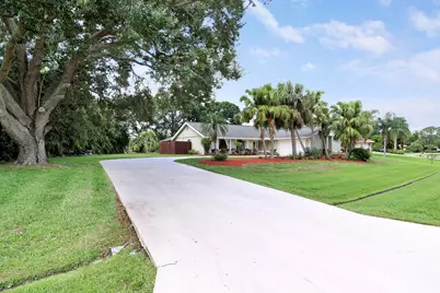 3060 SE Darien Road, Port Saint Lucie, FL 34952 - Photo 3