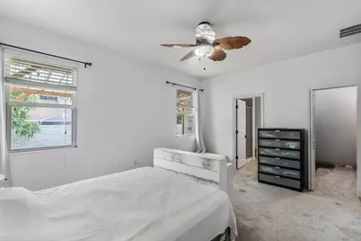 110 65th Avenue E, Bradenton, FL 34203 - Photo 17