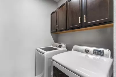 110 65th Avenue E, Bradenton, FL 34203 - Photo 23