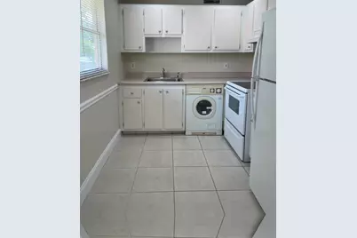 472 Saxony J, Delray Beach, FL 33446 - Photo 5