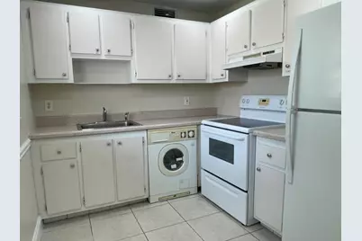 472 Saxony J, Delray Beach, FL 33446 - Photo 7