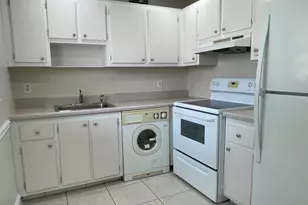 472 Saxony J, Delray Beach, FL 33446 - Photo 7