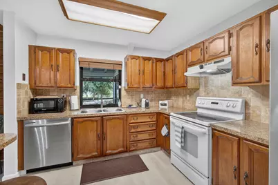 2340 B Road, Loxahatchee Groves, FL 33470 - Photo 13