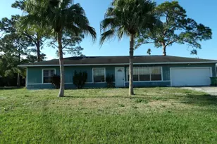 682 NW Cardinal Dr, Port Saint Lucie, FL 34983 - Photo 3