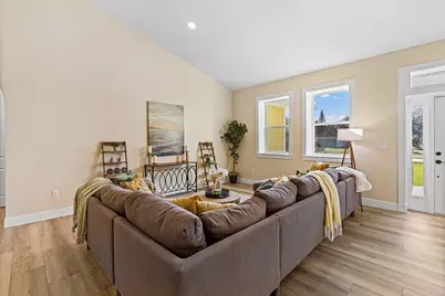 7780 92nd Avenue, Vero Beach, FL 32967 - Photo 11