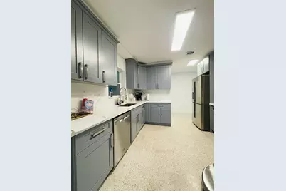 8895 N Bates Road, Palm Beach Gardens, FL 33418 - Photo 21