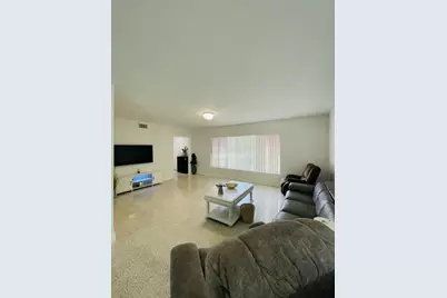 8895 N Bates Road, Palm Beach Gardens, FL 33418 - Photo 7