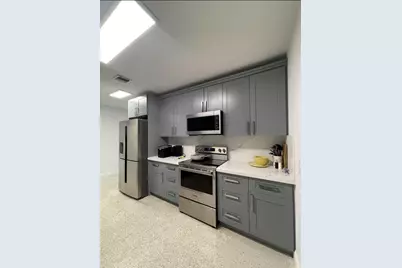 8895 N Bates Road, Palm Beach Gardens, FL 33418 - Photo 19