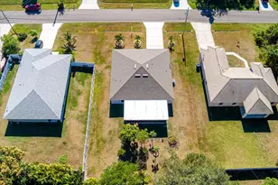 1225 SW Babcock Ave SW, Port Saint Lucie, FL 34953 - Photo 33