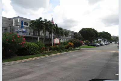 9233 SW 8th Street #117, Boca Raton, FL 33428 - Photo 3