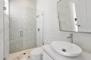 16430 NE 30th Ave, North Miami Beach, FL 33160 - Photo 47