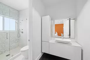 16430 NE 30th Ave, North Miami Beach, FL 33160 - Photo 35